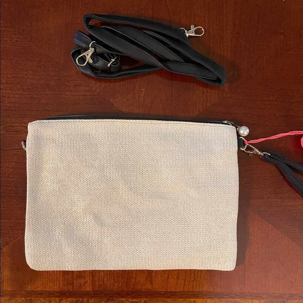 New Boho Floral Embroidered Paisley Tassel Zip Clutch… Gem